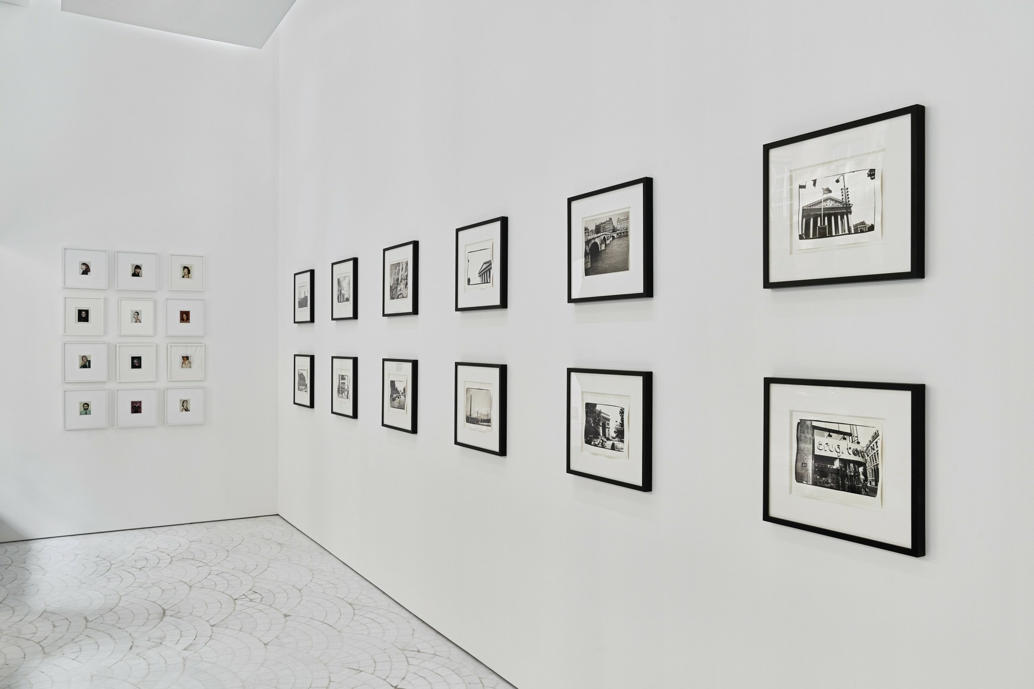 Ο ερωτικός διάλογος του Andy Warhol με το Παρίσι