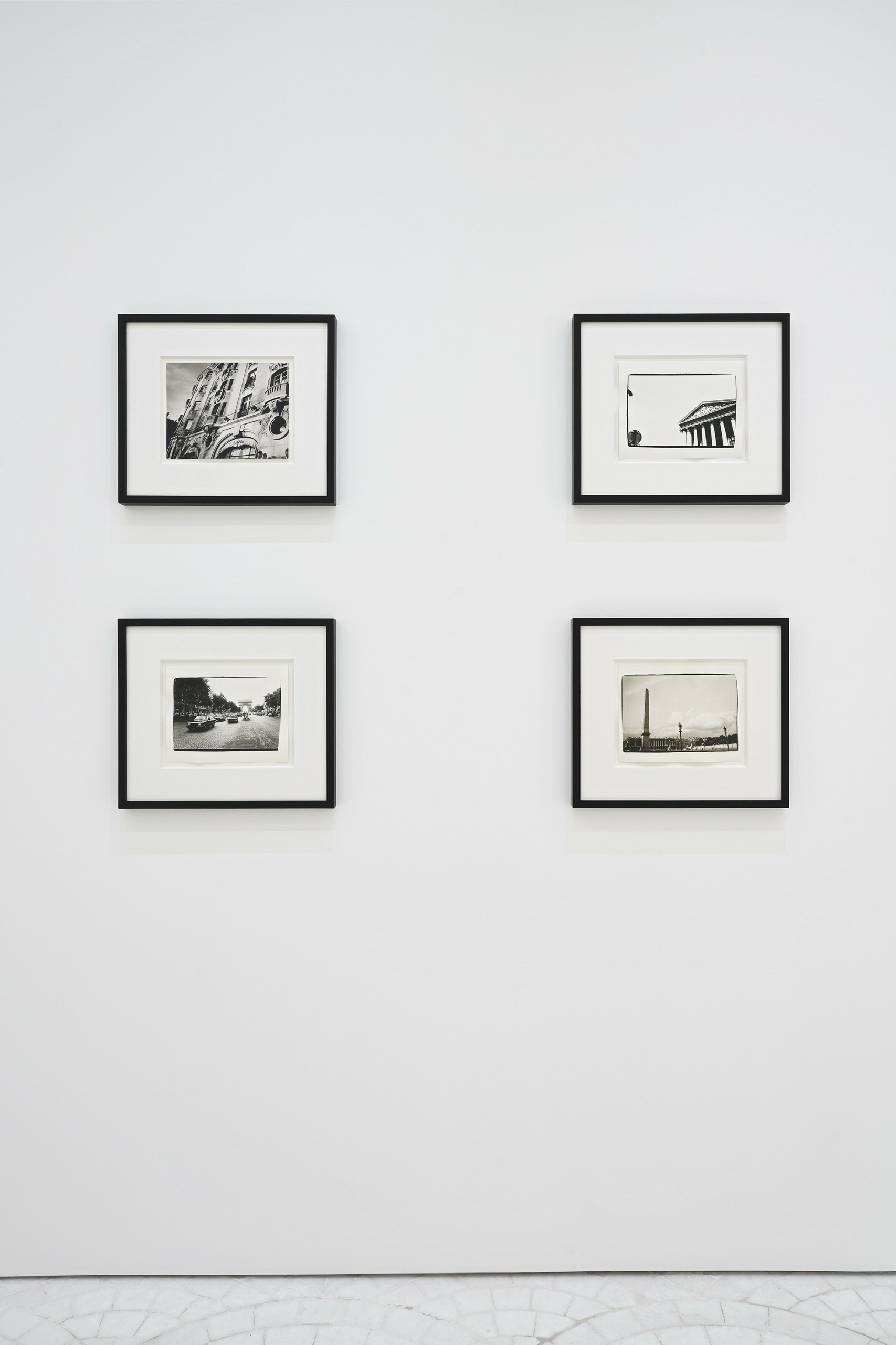 Ο ερωτικός διάλογος του Andy Warhol με το Παρίσι