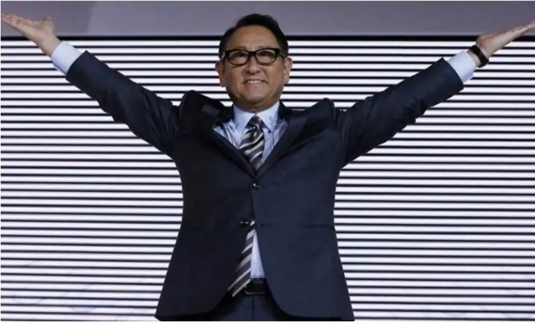 Τέλος εποχής στην Toyota: Αποχωρεί ο CEO και πρόεδρος Ακίο Τογιόντα