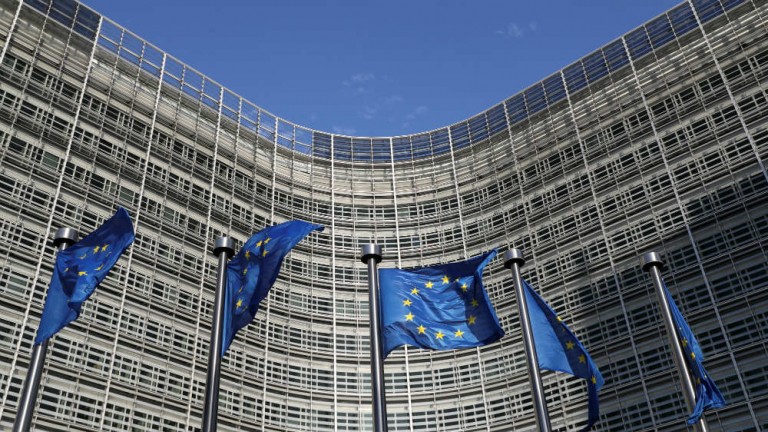 Κορυφαίοι Επίτροποι της ΕΕ ζητούν κοινό ομόλογο για την αντιμετώπιση της ενεργειακής κρίσης