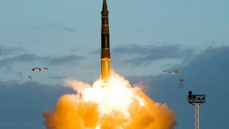 Δοκιμές βαλλιστικών πυραύλων από τη Β. Κορέα: Πώς αντιδρούν Κίνα και ΗΠΑ (vid)