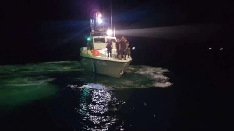 Κύθηρα: Μεγάλη επιχείρηση του Λιμενικού για τη διάσωση 100 μεταναστών