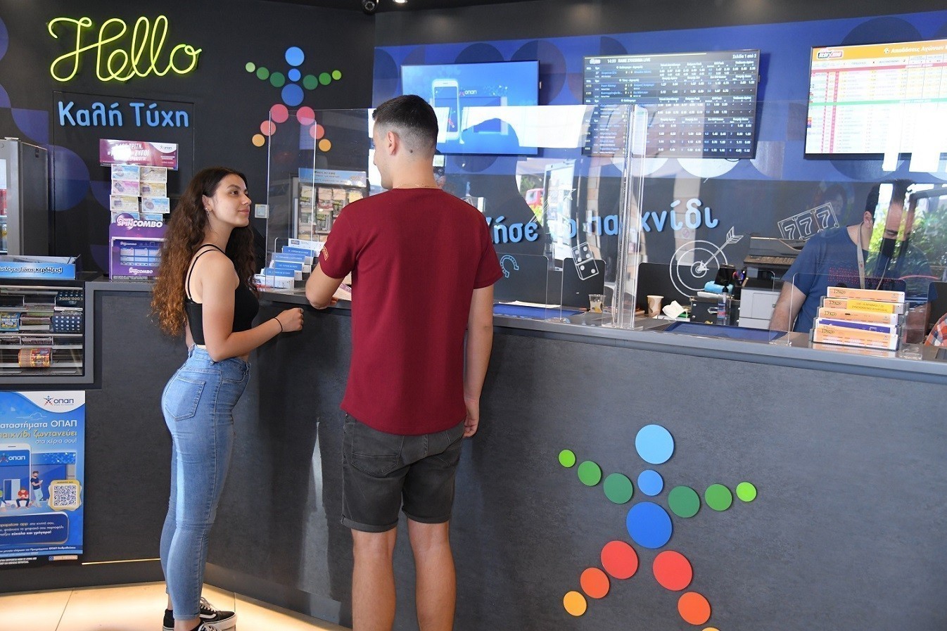 ΟΠΑΠ: Δίπλα στους πράκτορες για την ενεργειακή αναβάθμιση των καταστημάτων (pic)