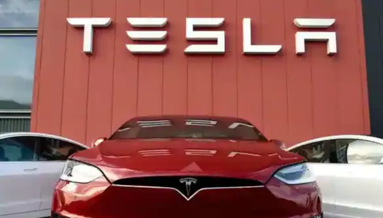 «Τρίζει» η θέση της Tesla ανάμεσα στις «Υπέροχες Επτά»