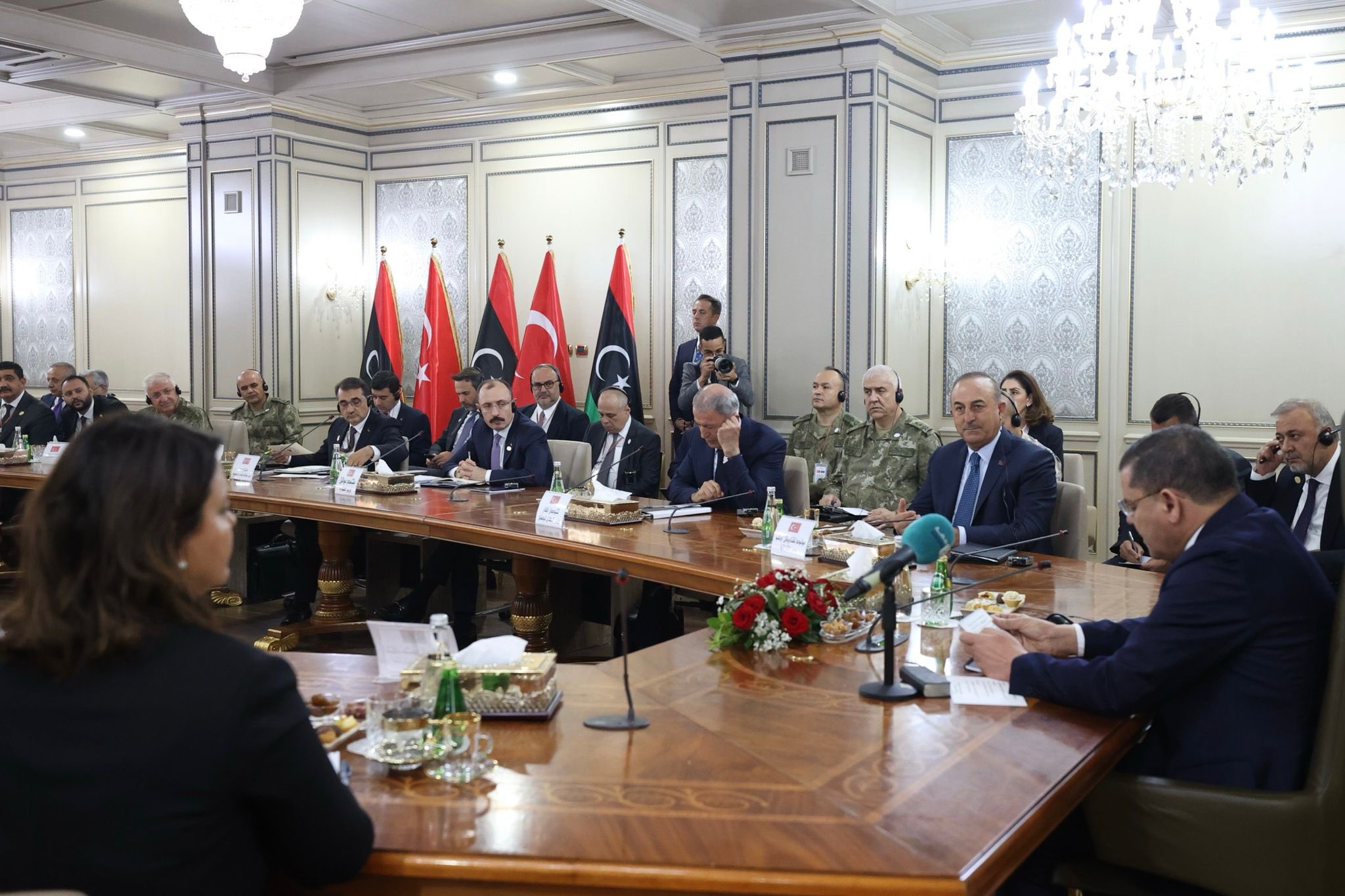 Τσαβούσογλου: Υπέγραψε «συμφωνία για τους υδρογονάνθρακες» στη Λιβύη (tweet)