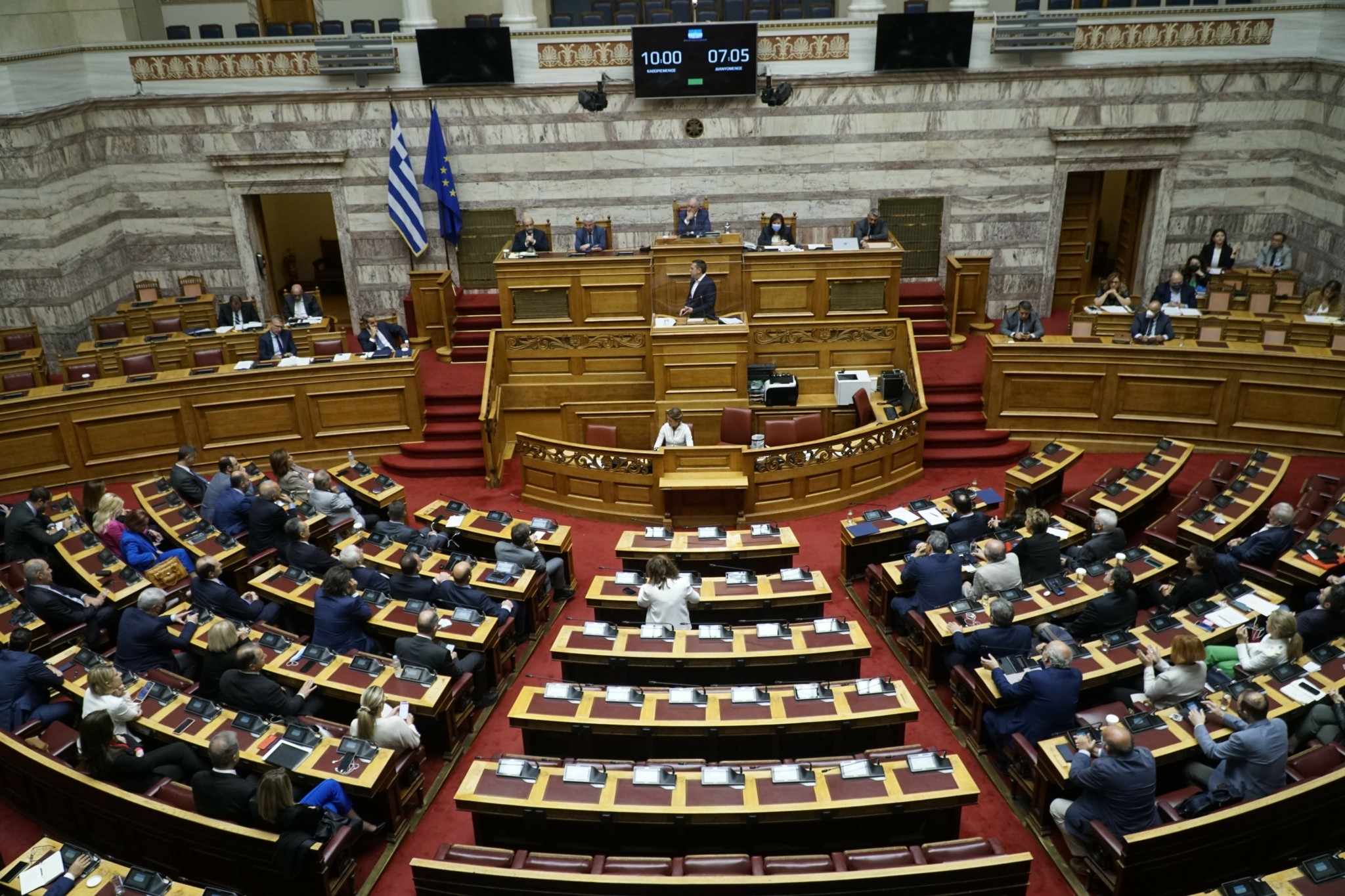 Φορολογικές και τελωνειακές ρυθμίσεις: Οι τοποθετήσεις των εισηγητών και αγορητών των κομμάτων