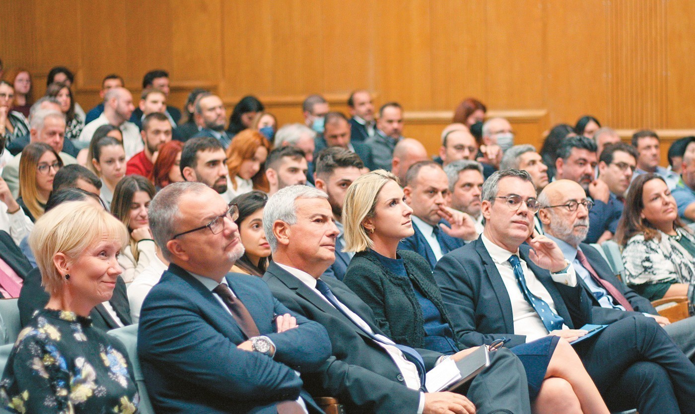 Μαρία Αγγελικούση: Στήριξη στο Ελληνικό Νηολόγιο και τη ναυτική εκπαίδευση