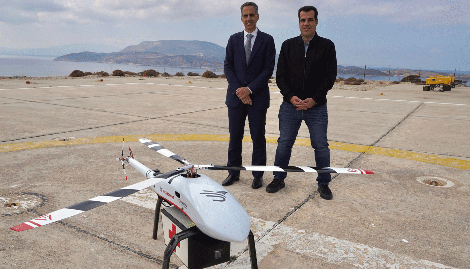 Ένα drone παραδίδει ιατροφαρμακευτικό υλικό στις Μικρές Κυκλάδες