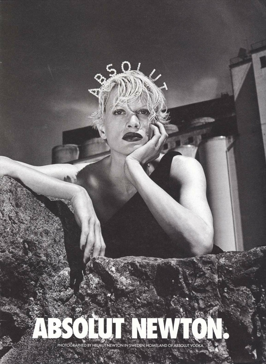 O Helmut Newton και το έπος της διαφημιστικής φωτογραφίας του