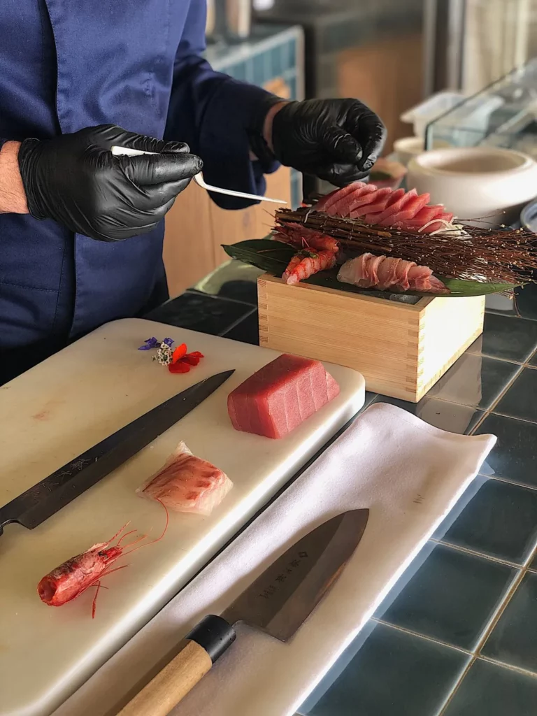 Με ποιους νέους τρόπους και πού τρώμε καλύτερα το ελληνικό ψάρι σήμερα