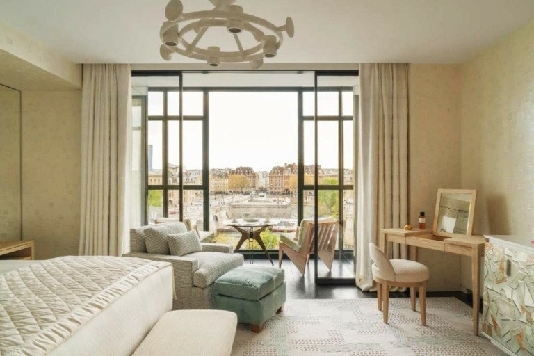 Πώς η Louis Vuitton δημιουργεί μια νέα γειτονιά και μεταμορφώνει το Παρίσι