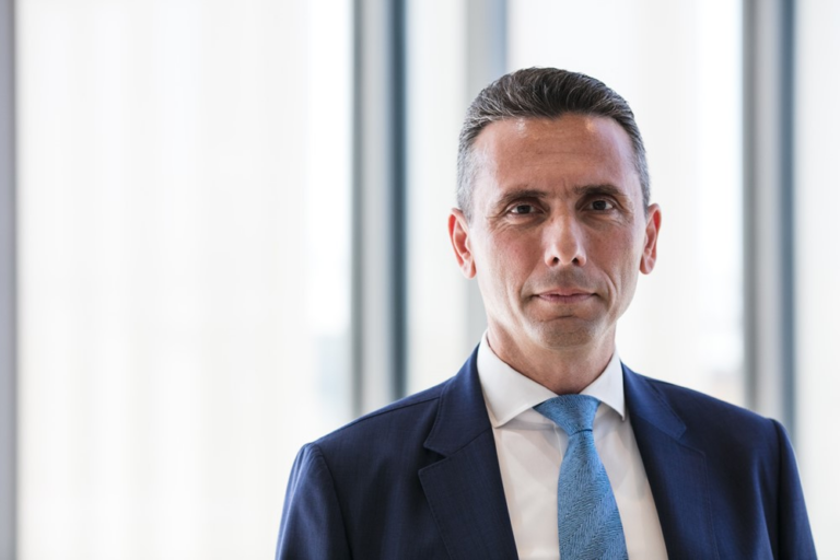 Παπαστράτος: Ανοίγει νέος κύκλος επενδύσεων για την επέκταση του εργοστασίου