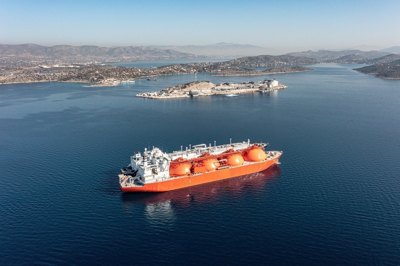 Φυσικό αέριο: Φορτίο LNG από τη MYTILINEOS εγκαινίασε τη νέα πλωτή δεξαμενή αποθήκευσης στη Ρεβυθούσα (pics)