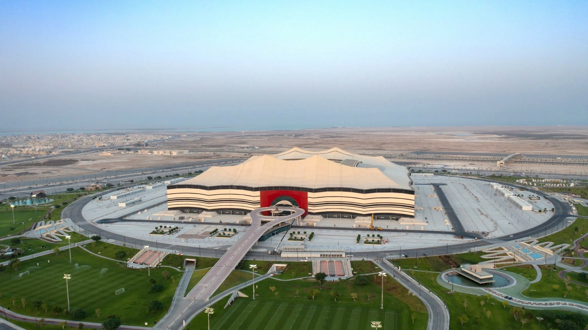 Αυτά είναι τα 8 εντυπωσιακά γήπεδα του Μουντιάλ στο Κατάρ