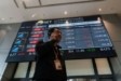Ισχυρή άνοδος στο Χονγκ Κονγκ – Απώλειες 14% για την Softbank