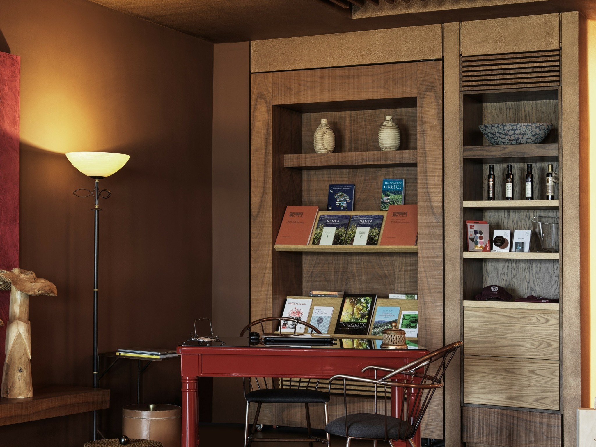 9 υπέροχες σουΐτες, μιάμιση ώρα από την Αθήνα, για μια κορυφαία οινική εμπειρία