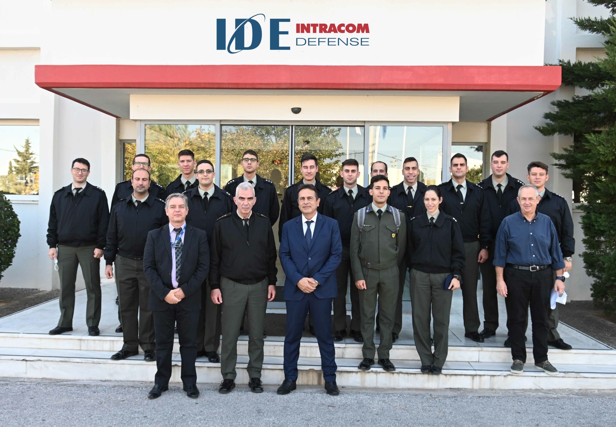 Intracom: Επίσκεψη της Σχολής Τηλεπικοινωνιών – Ηλεκτρονικών αξιωματικών Διαβιβάσεων στην IDE