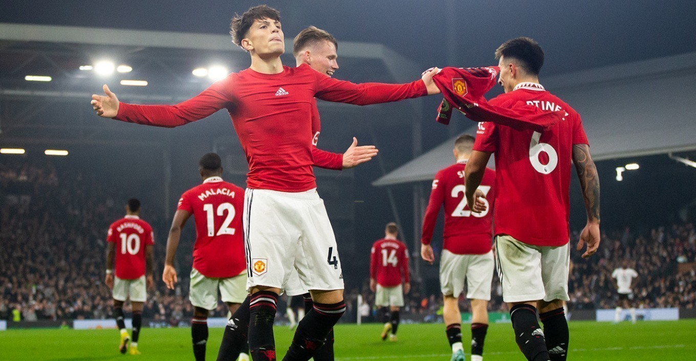 Ράλι για τη μετοχή της Μάντσεστερ Γιουνάιτεντ – Φουντώνουν τα σενάρια για πρόταση από το Κατάρ