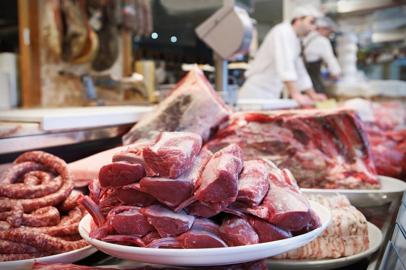 Κρέας: Πόσο αυξήθηκε η τιμή του σε έναν χρόνο – Τα ακριβότερα είδη (vid)
