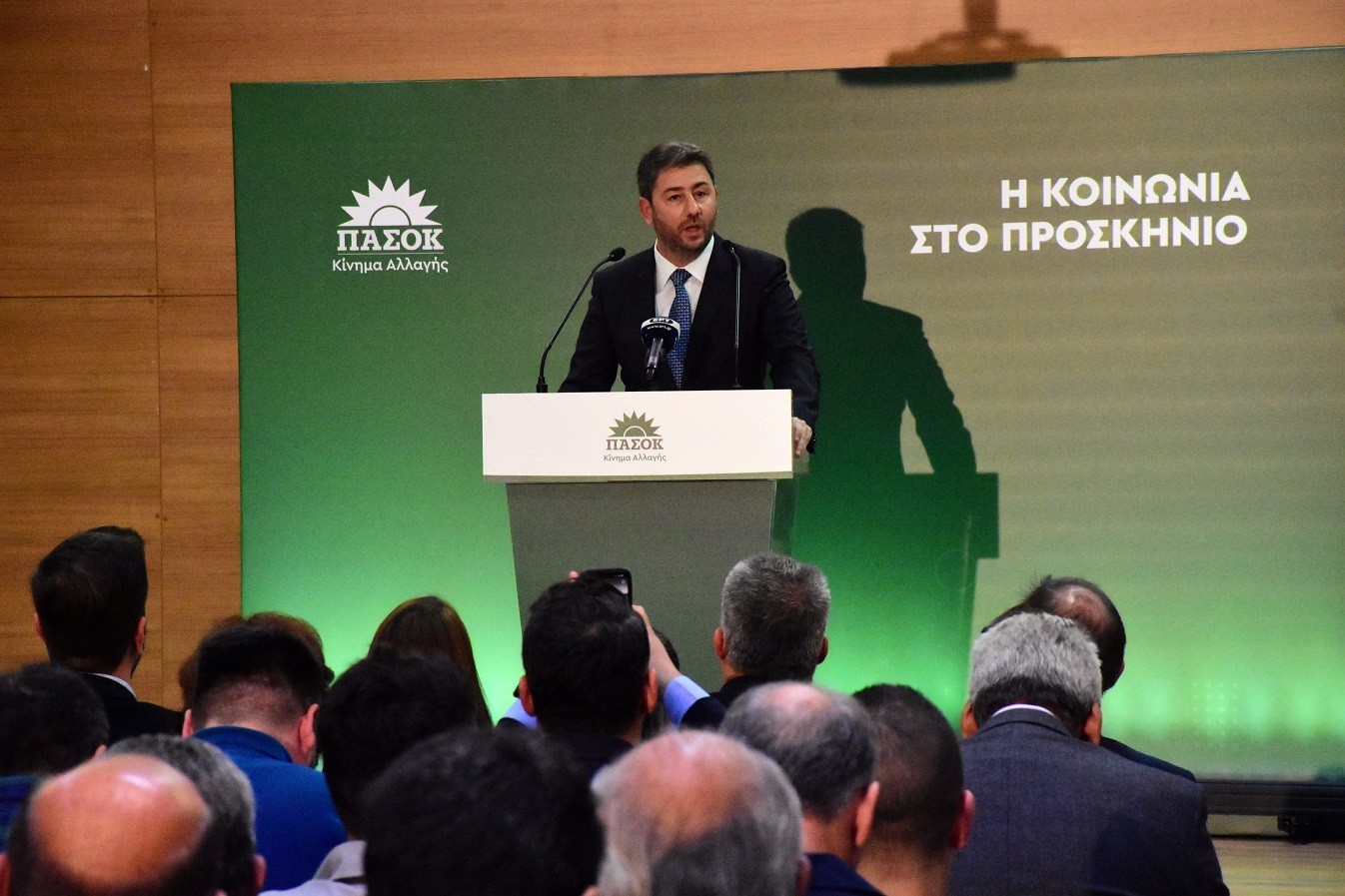 ΠΑΣΟΚ: Φέρνει τροπολογία για προστασία στην πρώτη κατοικία – «Γέφυρες» στους πολίτες για την ακρίβεια