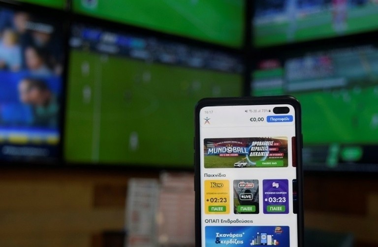 Σε ρυθμούς Παγκοσμίου Κυπέλλου τα καταστήματα ΟΠΑΠ (pics)