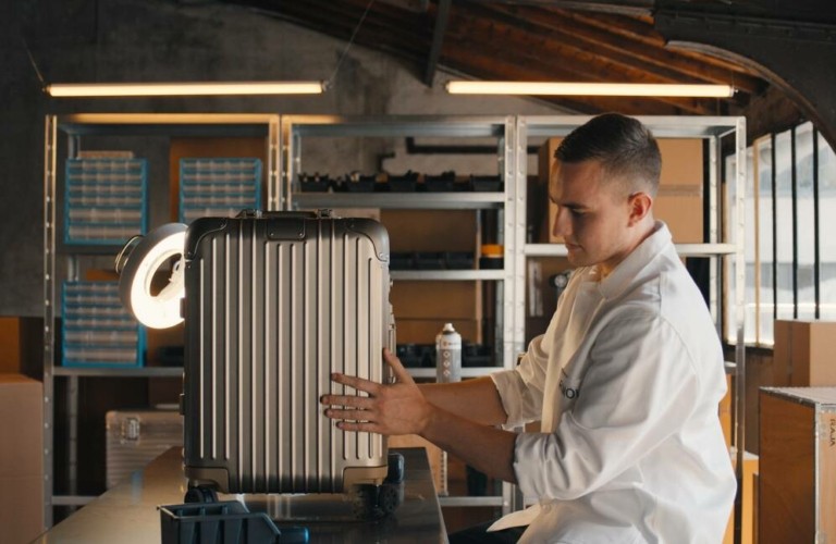 Η διαδρομή μιας βαλίτσας που έγινε σύμβολο του μοντέρνου ταξιδιώτη