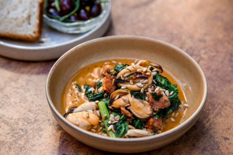 Οι κορυφαίες γαστρο-ταβέρνες και τα πιάτα που δεν πρέπει να ξεχαστούν