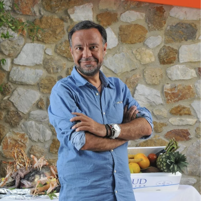 Ολα όσα συμβαίνουν στην κουζίνα της θρυλικής Σπονδής