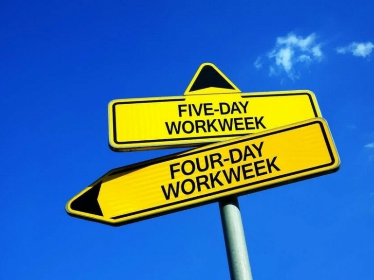 Έρευνα για την τετραήμερη εργασία: Μια εβδομάδα με 42 ώρες μακριά από τη δουλειά (tweets)