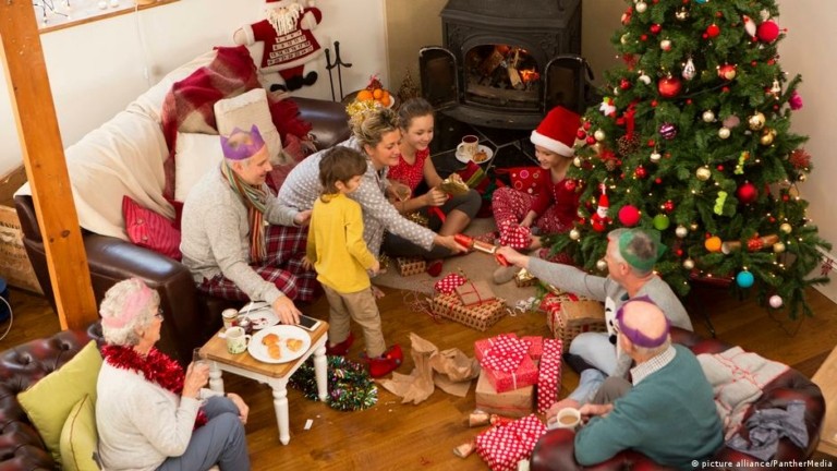 Χριστούγεννα για τα παιδιά με καινούργια ή μεταχειρισμένα παιχνίδια; – Απαντά μια μελέτη