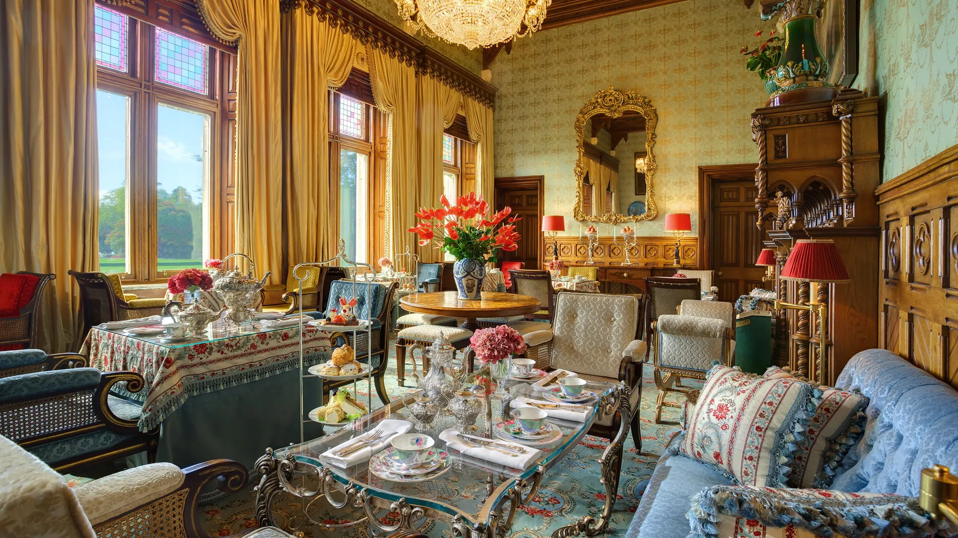 Φαντασίωση: Διαμονή στο κάστρο του Ασφορντ, μια σπάνια εμπειρία που θυμίζει το σίριαλ Downton Abbey