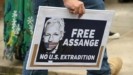 WikiLeaks: Να υιοθετήσει «σθεναρή θέση» υπέρ της αποφυλάκισης του Ασάνζ καλεί την ΕΕ η σύζυγός του