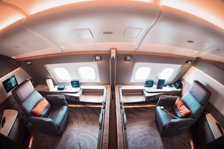 First class: Η πολυτέλεια στον αέρα έχει απογειωθεί σε άλλο επίπεδο