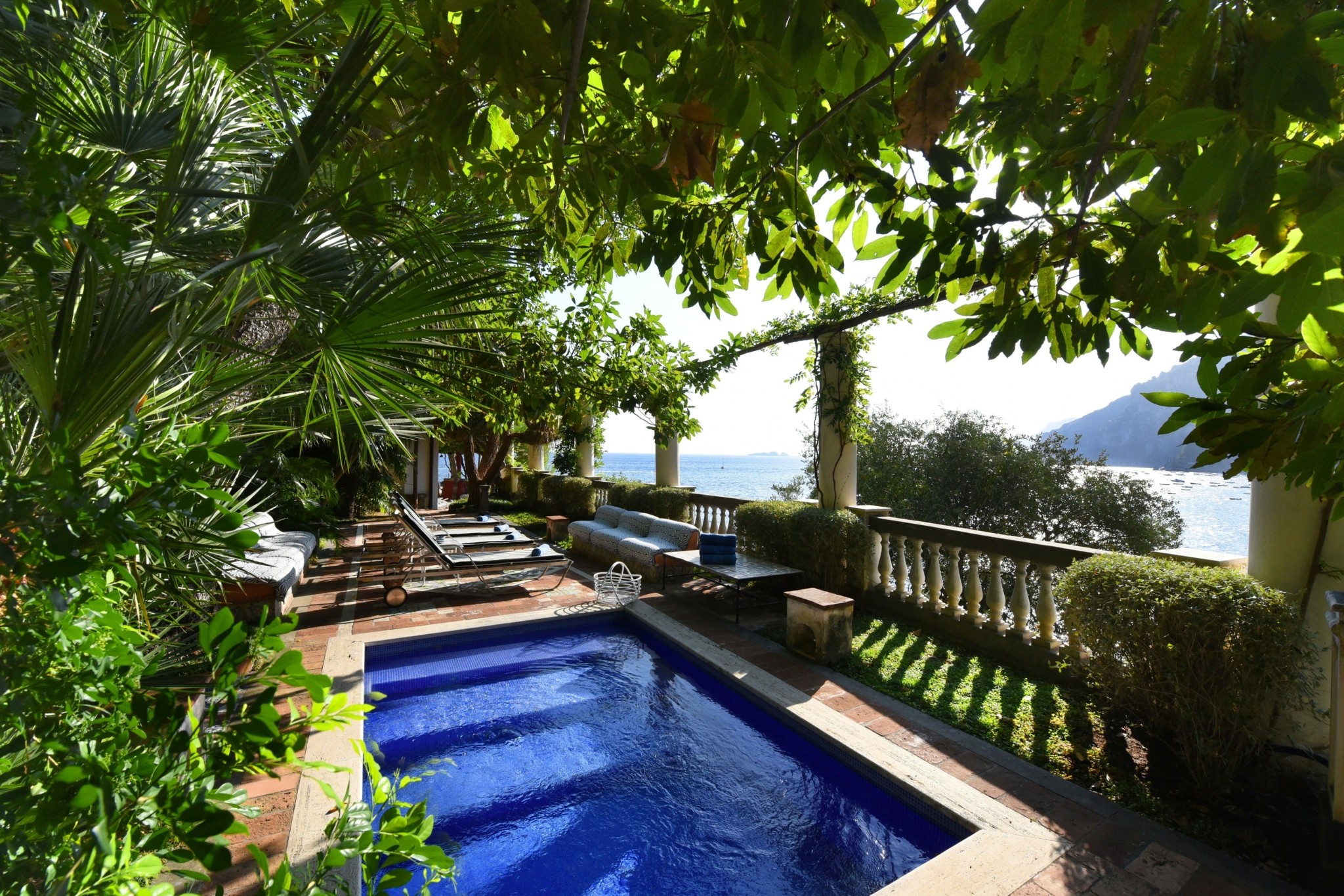 Μια ανεπανάληπτη εμπειρία στη βίλα-καταφύγιο του Φράνκο Τζεφιρέλι στο Ποζιτάνο