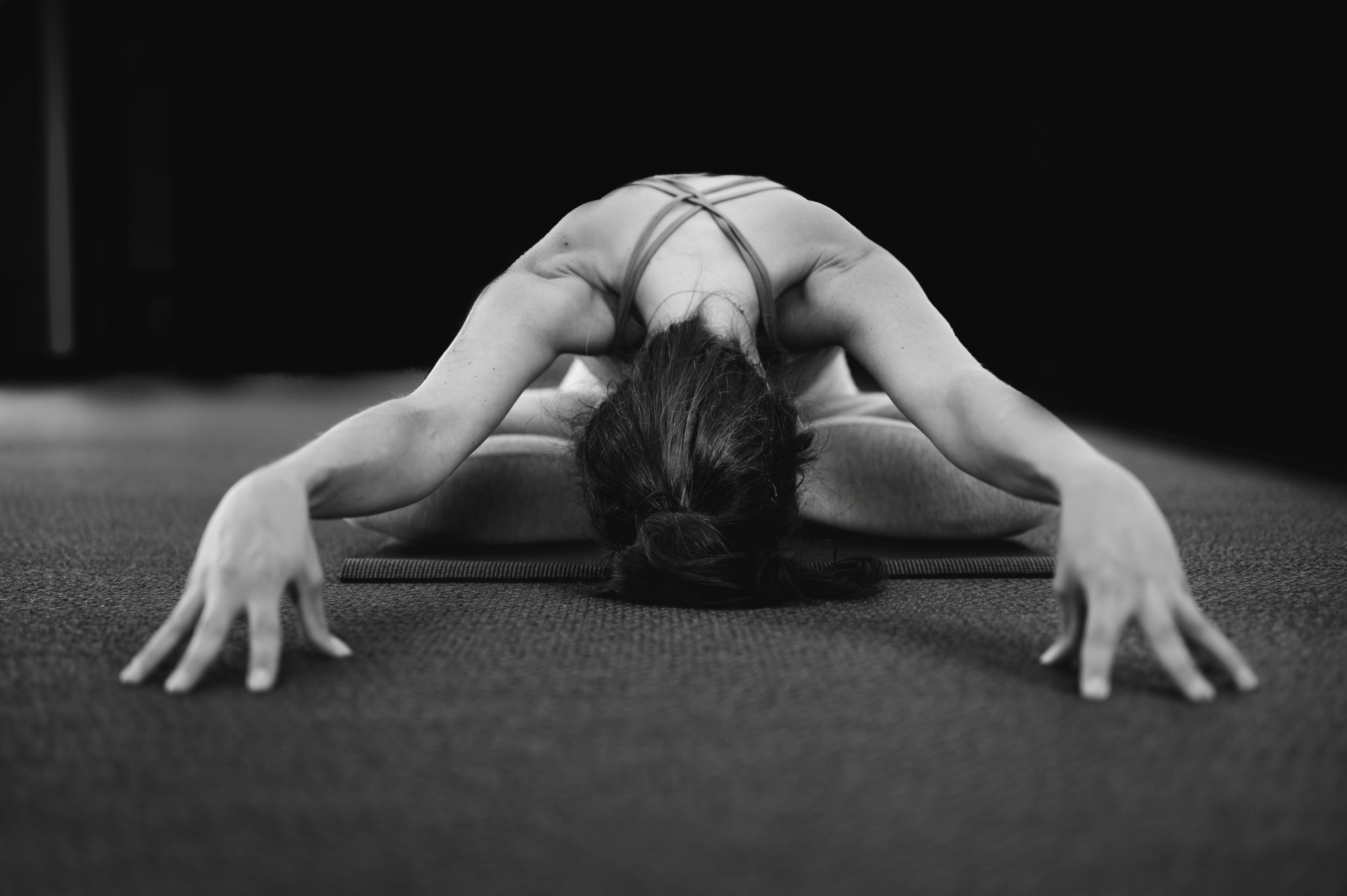 Kάτι τρέχει με τη Yoga, που αποκτά φανατικό κοινό τώρα και σε άνδρες. Διαλογισμός, γυμναστική ή και τα δύο;