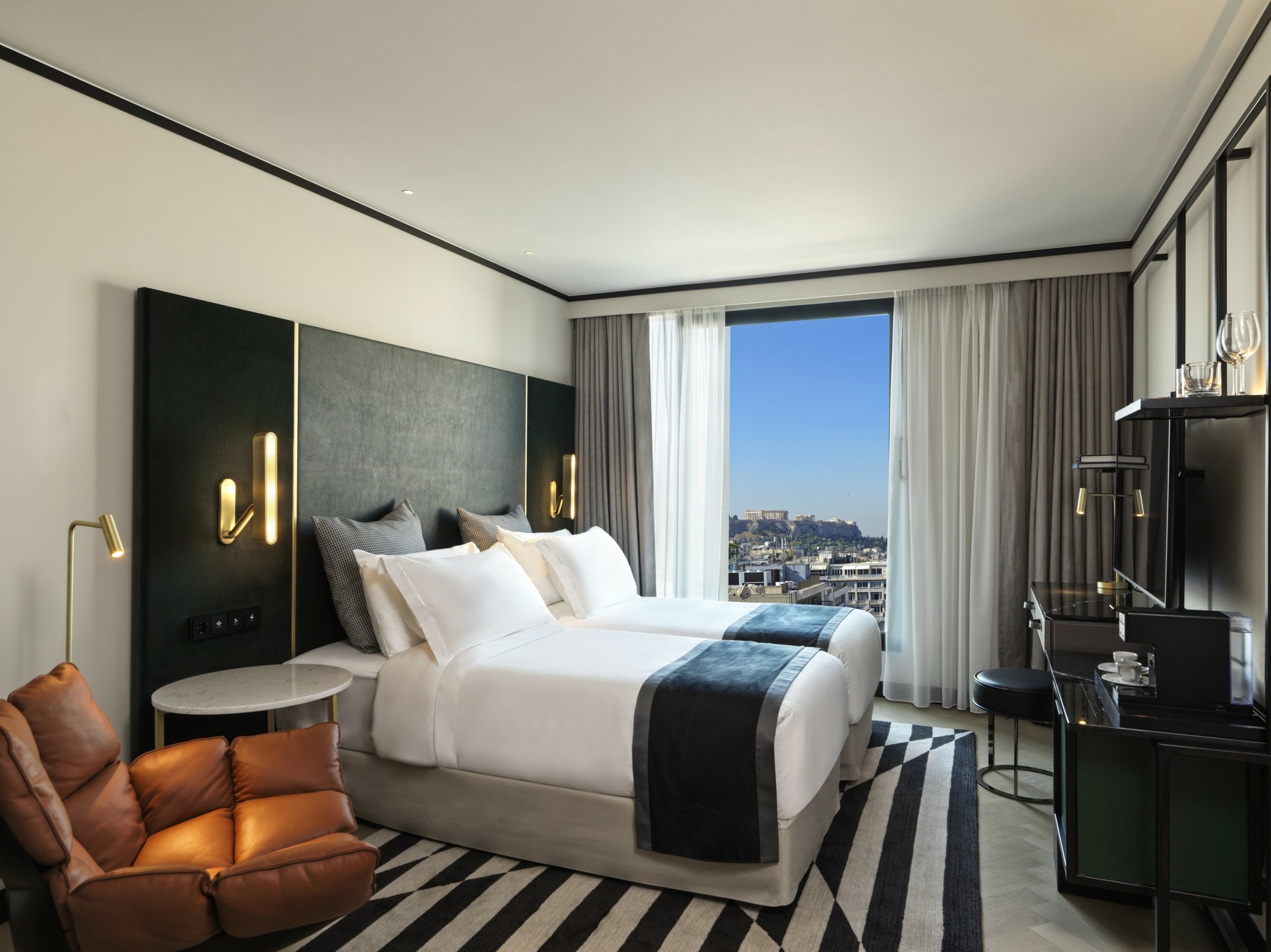 Δωμάτιο με Θέα: Anesis, το deluxe room του Academias Hotel στην Αθήνα