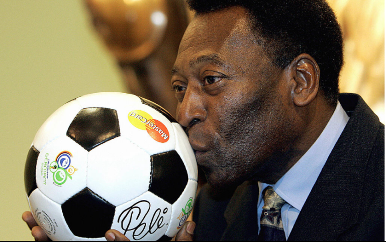 Παγκόσμια θλίψη για τον θάνατο του Πελέ – Τριήμερο πένθος στη Βραζιλία, την Τρίτη η κηδεία του