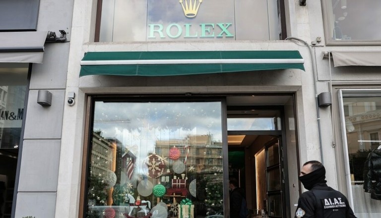 Η μεγάλη ληστεία των Rolex: Άρπαξαν 23 ρολόγια σε λιγότερο από 2 λεπτά (pics)