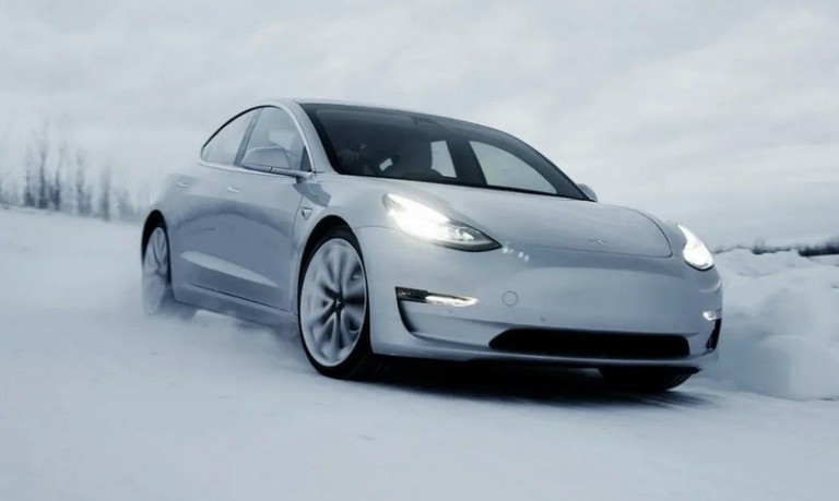 Ηλεκτρικά αυτοκίνητα: Πόσο πέφτει η αυτονομία τους με το κρύο – Δείτε παραδείγματα