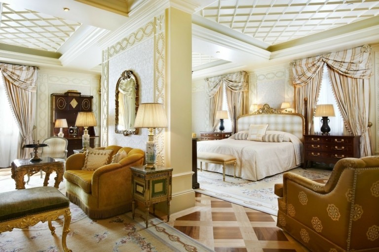Δωμάτιο με Θέα: H Royal Suite του ξενοδοχείου Μεγάλη Βρετανία