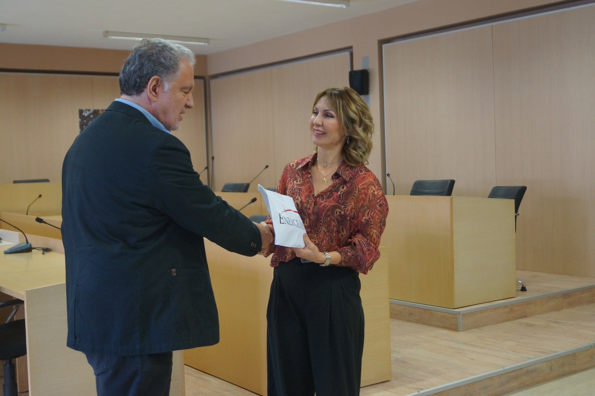 Η Energean στηρίζει στις Γιορτές 152 άπορες οικογένειες του Δήμου Ζίτσας