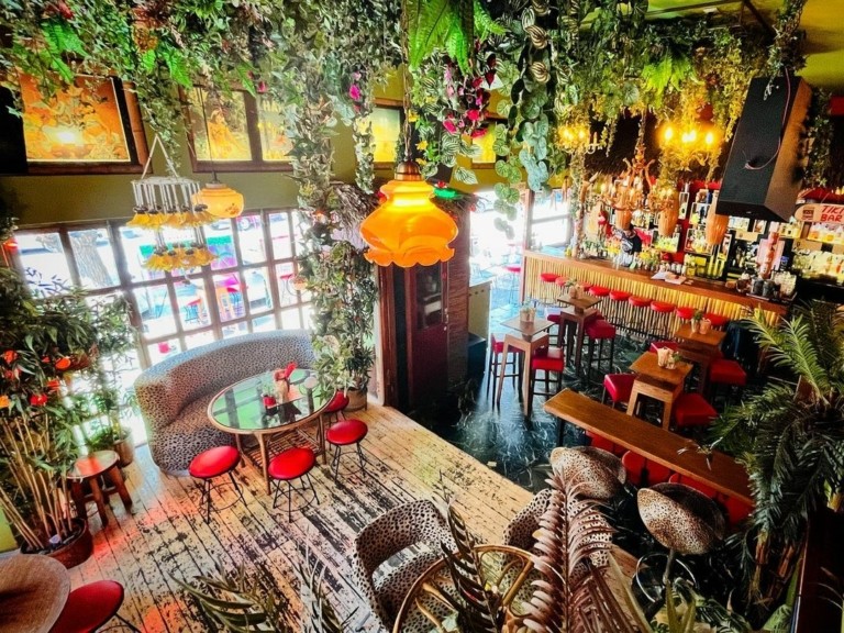 Οι λόγοι που κάνουν το Κουκάκι μία από τις πιο cool γειτονιές του κόσμου