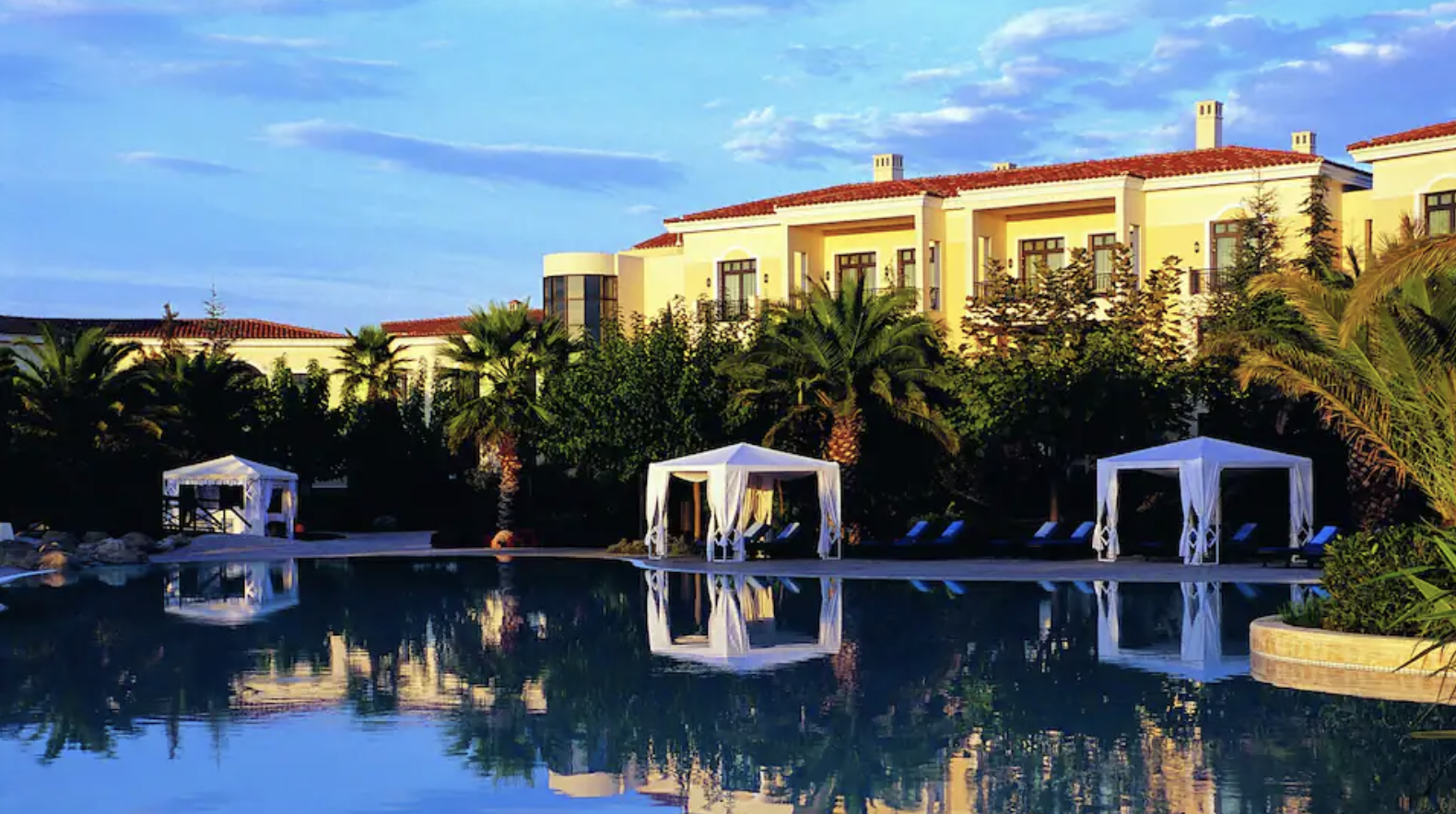 Πώς είναι να μένεις διαδοχικά σε 5 κορυφαία ξενοδοχεία της Θεσσαλονίκης – Αυτή είναι η εμπειρία