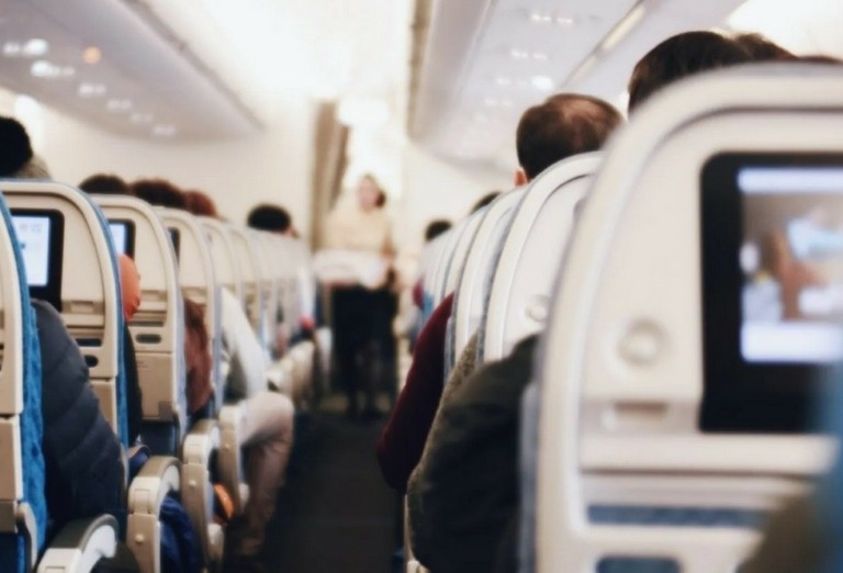 Αεροπορικές εταιρείες: Τα πέντε απίθανα αντικείμενα που ξέχασαν οι επιβάτες στα αεροπλάνα
