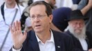 Χέρτζογκ: «Το Ισραήλ αντιμέτωπο με μια ιστορική συνταγματική κρίση που διασπά το έθνος»
