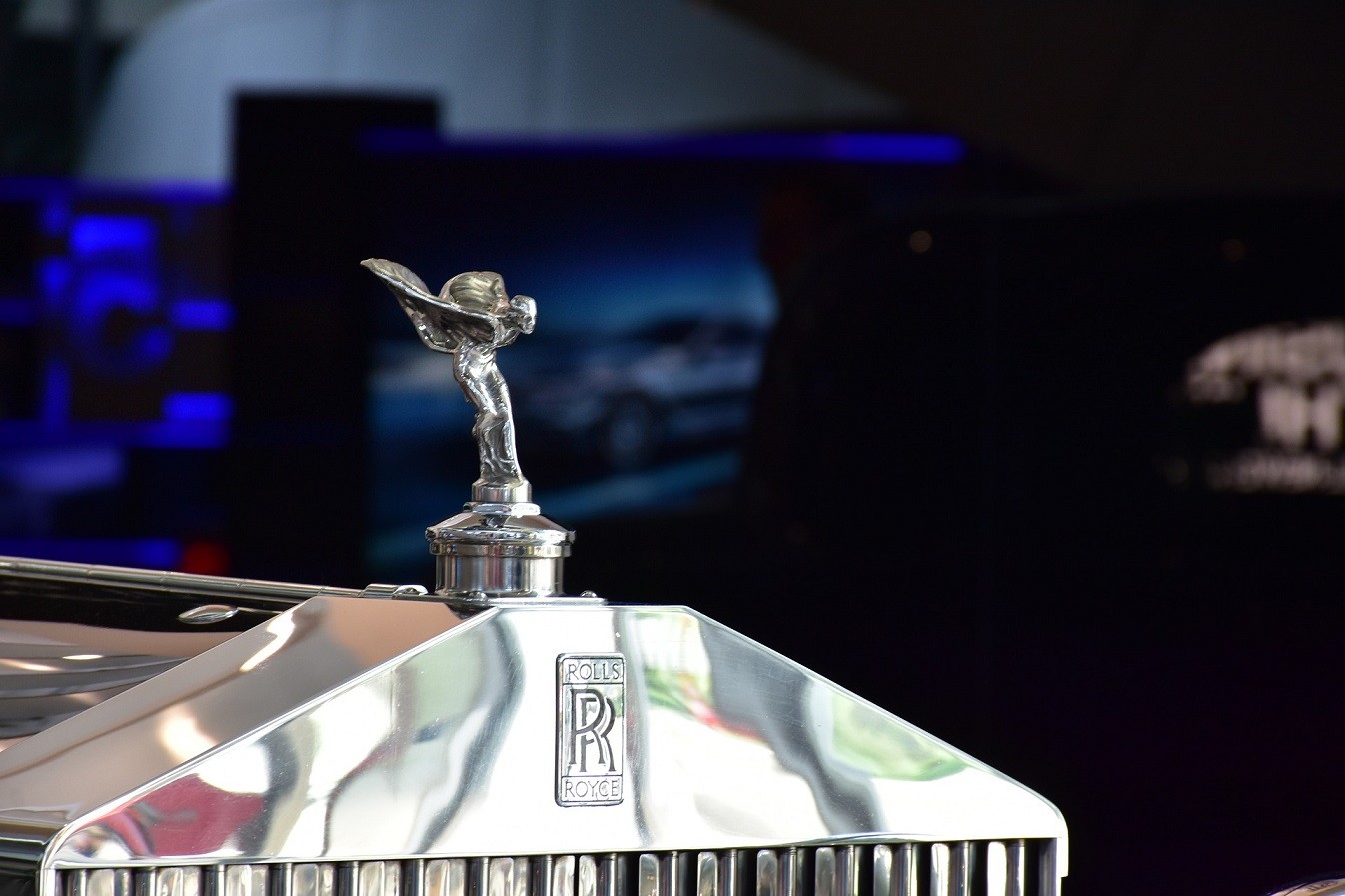 Rolls Royce: Πέτυχε το απόλυτο ρεκόρ στην ιστορία της σε πωλήσεις αυτοκινήτων