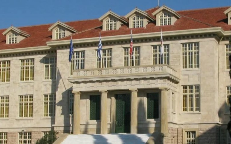 Κολλέγιο Αθηνών: Καταγγελία για εισβολή αγνώστων με μαχαίρι – Λήξη συναγερμού λέει η ΕΛΑΣ (upd)