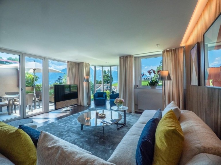 Clinique La Prairie: Το μυστικό της μακροζωίας φωλιάζει στην ομορφότερη πόλη της Ευρώπης