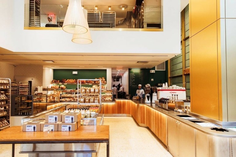 Οι φούρνοι που δημιουργούν τάσεις – Η τέχνη του ψωμιού και οι ουρές για τα λαχταριστά γλυκά