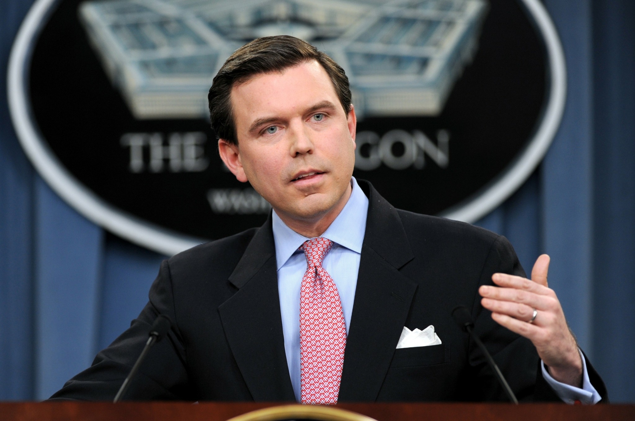 Κρατηθείτε: Αυτός ο μάνατζερ κάθε μέρα παίρνει αμοιβή 150.000 δολάρια